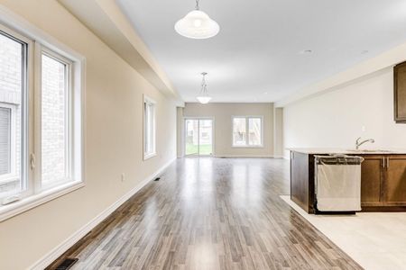 For Lease - 49 Frenchpark Circle, Brampton, Ontario - Photo 3