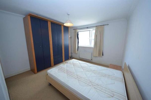 Seraph Court, Moreland Street, EC1V - Photo 1