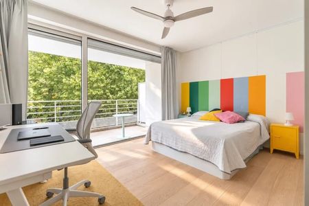 Appartement te huur - foto 2