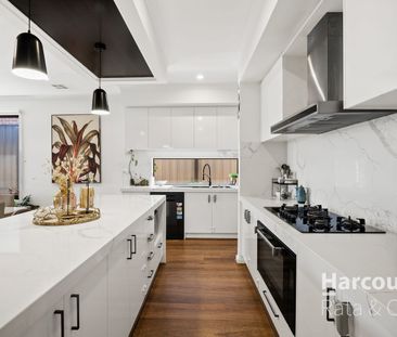 Stylish Single Level Living with Dual Master Suites! - Photo 5