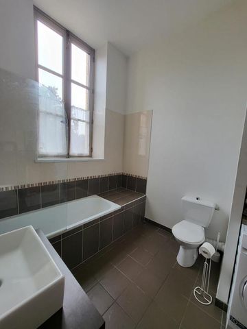 Location Appartement 2 pièces 48m² STE FOY LES LYON 69110 - Photo 4