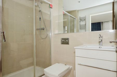Studio Flat, Imperial Drive, HA2 - Photo 5