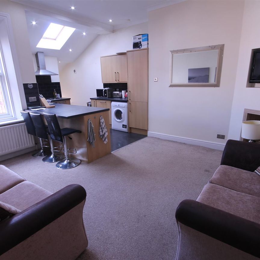 Cavendish Road, Jesmond, Newcastle Upon Tyne - Photo 1