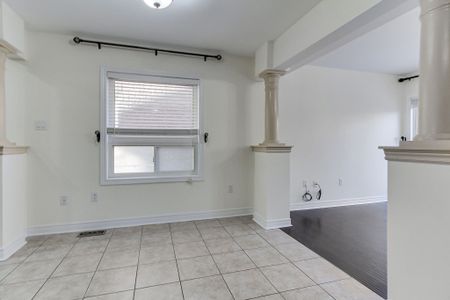 For Lease - 73 Four Seasons Crescent, East Gwillimbury, Ontario - Photo 4