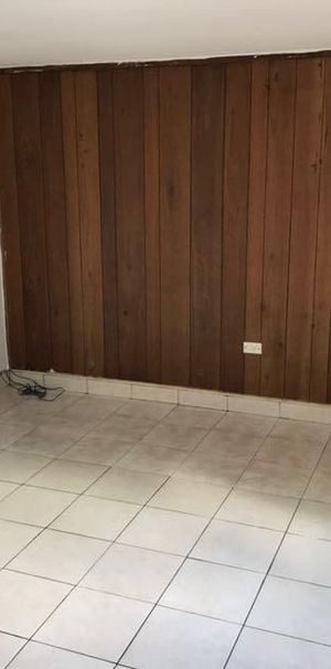 LARGE 4 BEDROOM HOUSE FOR LEASE - Photo 1