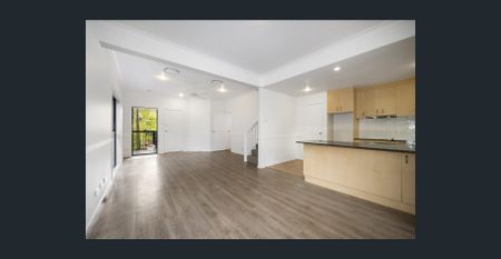 Modern Two-Level Townhome with Entertainer’s Deck in the Heart of Toowong - Photo 4