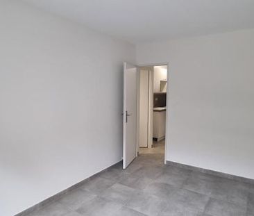 Location Appartement 2 pièces 31m² AGEN 47000 - Photo 6