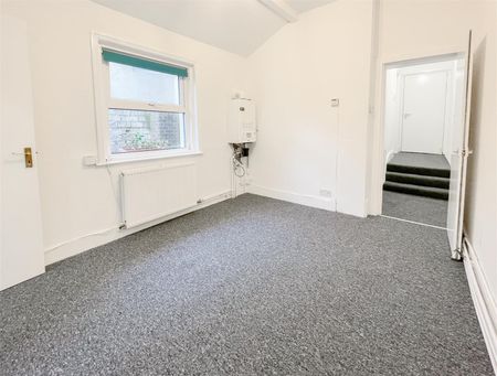 Horntye Road St. Leonards, TN37 6RT - Photo 4