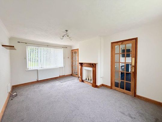 3 bedroom end of terrace house to rent - Photo 1