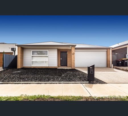 49 Rees Rd, Melton South, Vic 3338 - Photo 2
