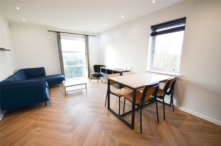 2 bedroom apartment to rent - Photo 3