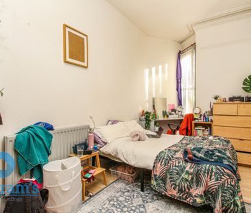 5 bed Flat for Rent - Photo 5
