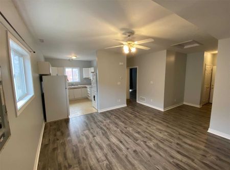 For Lease - 76 Guelph Street Unit# D, Halton Hills, Ontario - Photo 2