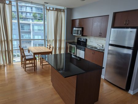 For Lease - 2240 Lakeshore Boulevard Unit# 304, Toronto, Ontario - Photo 5