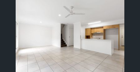 MODERN TOWN HOUSES AVAILABLE 14/02/2026 - Photo 2