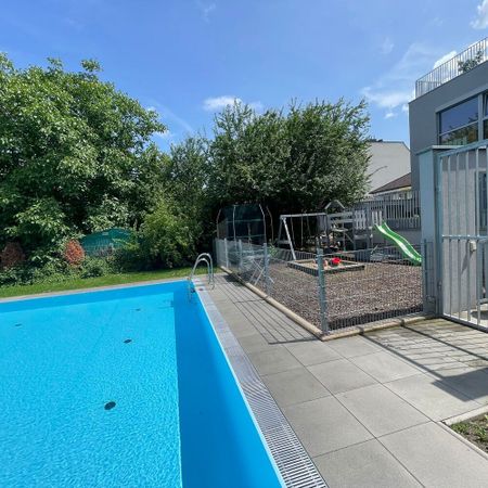 ELEGANT MIT HOCHWERTIGER AUSSTATTUNG & POOLZUGANG - Photo 4