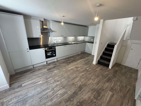 2 bedroom apartment to rent - Photo 2