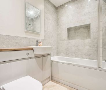 Mulberry Court, Field House Drive, Oxford, Oxfordshire, OX2 - Photo 1