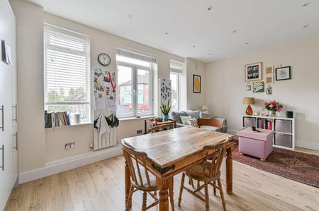 1 bedroom flat to rent - Photo 4