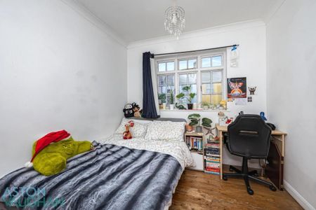 4 bedroom terraced house to rent - Photo 4