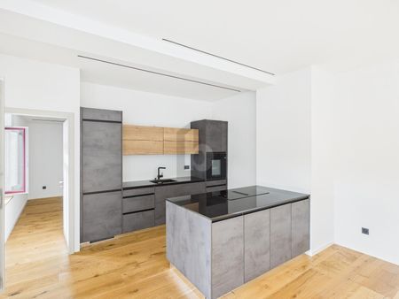 CHARMANT MIT NEUEM GLANZ - Photo 2