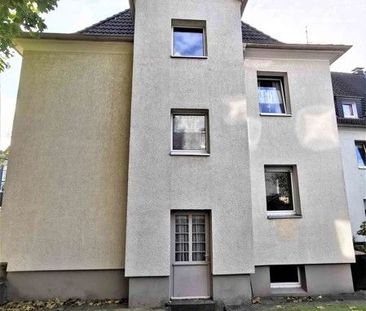 Frisch renovierte 3-Zi.-Whg. mit modernem Tageslichtbad - Photo 1