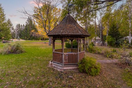 For Lease - 886 Sixth Street, Collingwood, Ontario - Photo 3