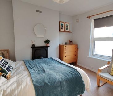 2 Bed Maisonette, Park Street, BS4 - Photo 1