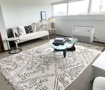 4 Bed Upstairs Villa Conversion - Close to Uni! - Photo 3