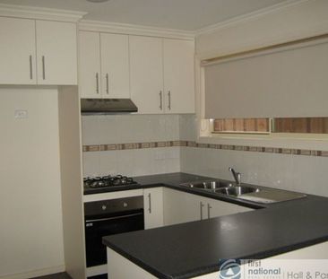 Convenient Location - Photo 3