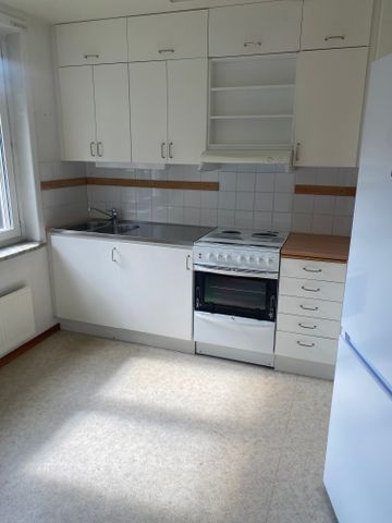 Carlavägen, Eskilstuna - Photo 2