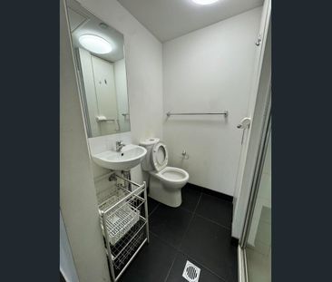 Fully Furnished 1-Bedroom Apartment with Study and Balcony - Photo 3