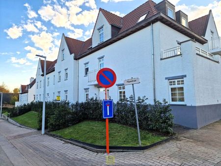 Recent gelijkvloers appartement met terras, tuintje en ondergrondse parkeerplaats! - Photo 5