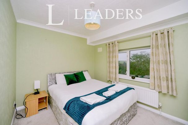 3 bedroom terraced house to rent - Photo 1