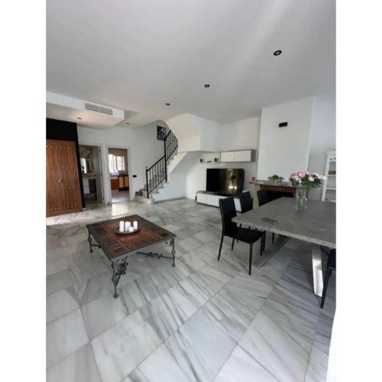 3 room luxury Semidetached House for rent in Marbella, Andalusia - Foto 1