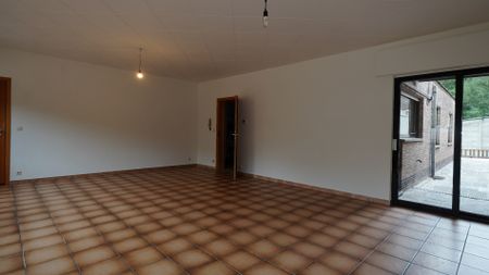 Gelijkvloers appartement te huur in Lokeren - Foto 4