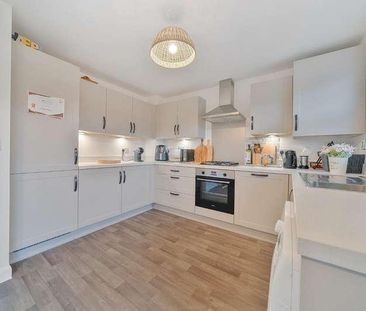 Flint Avenue, Havant - Photo 1