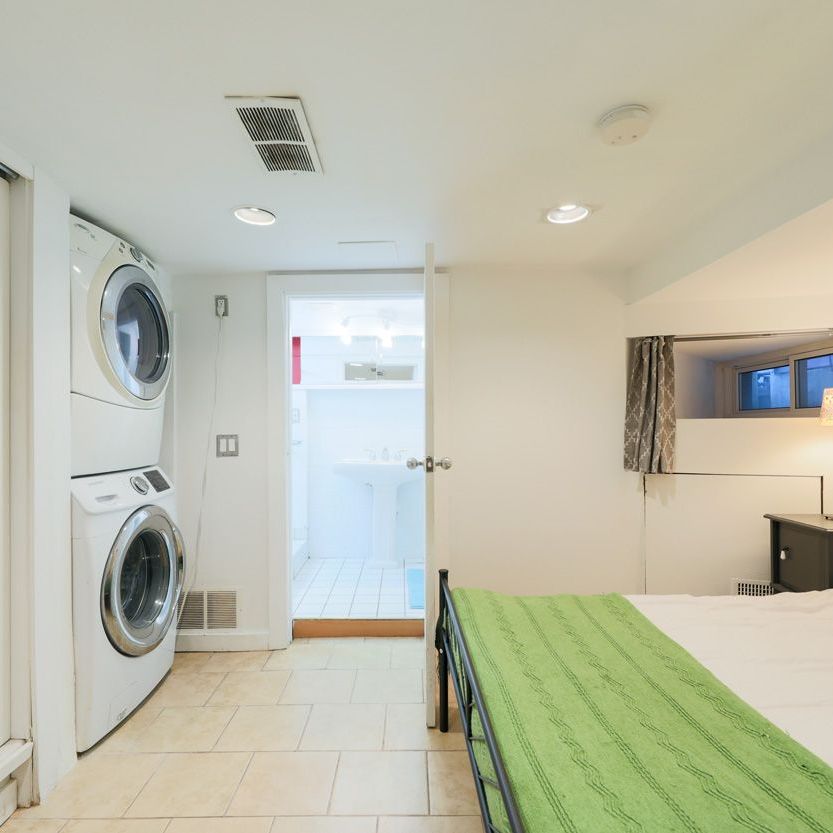 For Lease - 70 Carlaw Avenue Unit# Bsmt, Toronto, Ontario - Photo 1