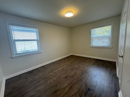 For Lease - 97 Central Park Boulevard Unit# Upper, Oshawa, Ontario - Photo 3