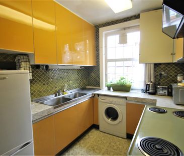 1 bed apartment to rent in High Road, Bushey, WD23 - Photo 2