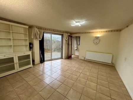 Blackwood, Coalville, LE67 - Photo 2