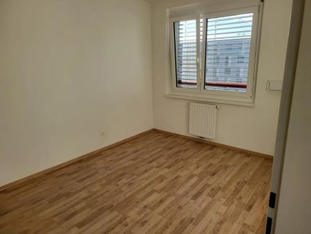 unbefristete 2-Zimmer-Wohnung mit großer Freifläche - 3. Zimmer möglich! - Photo 5