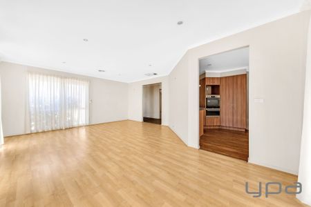 Affordable Family Living in Craigieburn! - Photo 5