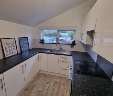 1 bedroom in a house share to rent - Photo 3