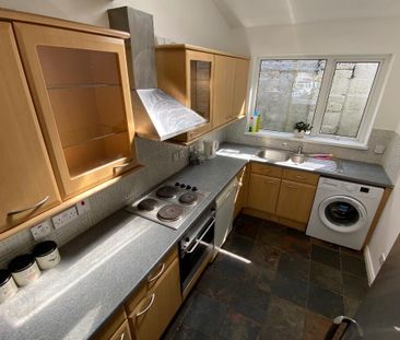 36 Dunraven Crescent, Belfast, BT5 5LE - Photo 5