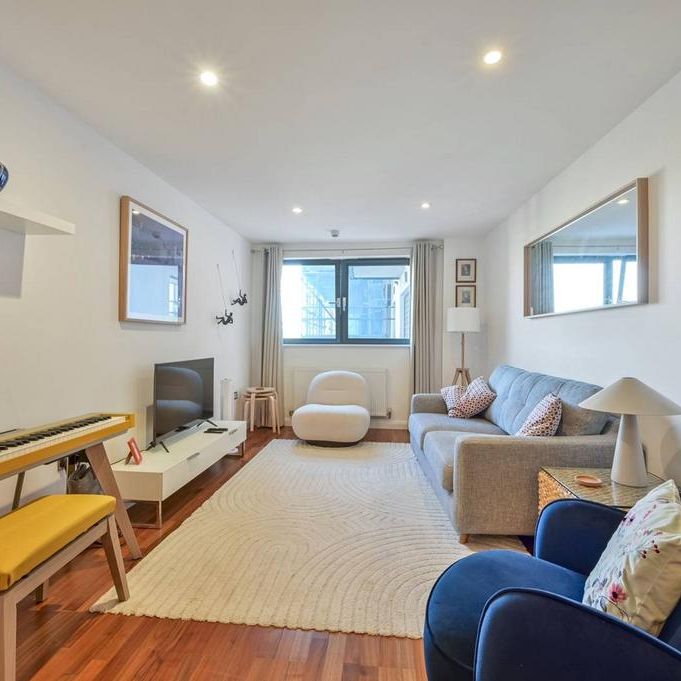 1 bedroom flat to rent - Photo 1