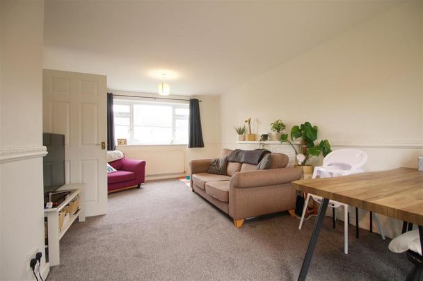 3 bedroom detached house to rent - Photo 1