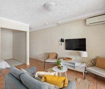 Elevate Your Lifestyle at Cathedral Place - Fully Furnished Comfort... - Photo 1