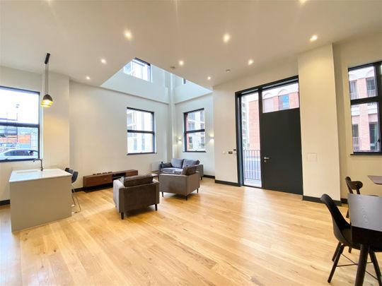 3 Bedroom Apartment To Rent - Photo 1