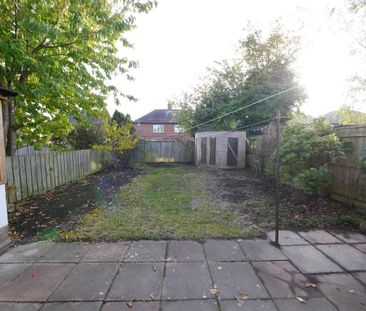 4 bedroom semi-detached house to rent - Photo 3